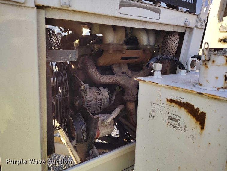 image for item YA1589 2019 Bandit 200UC wood chipper