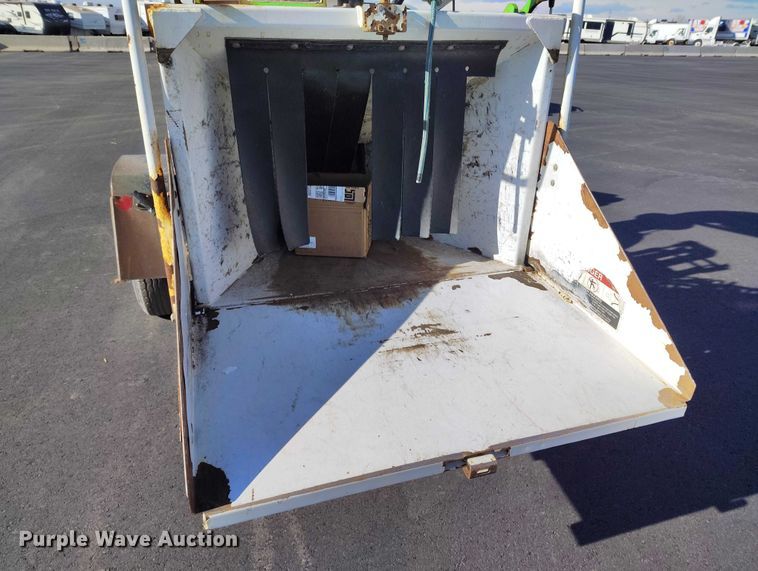 image for item YA1592 2013 Altec DC912A wood chipper