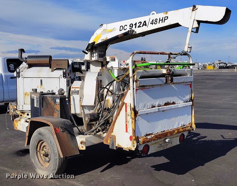 image for item YA1592 2013 Altec DC912A wood chipper