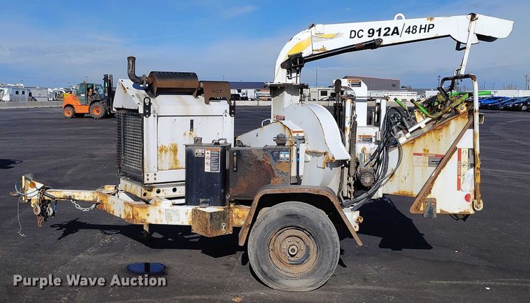 image for item YA1592 2013 Altec DC912A wood chipper