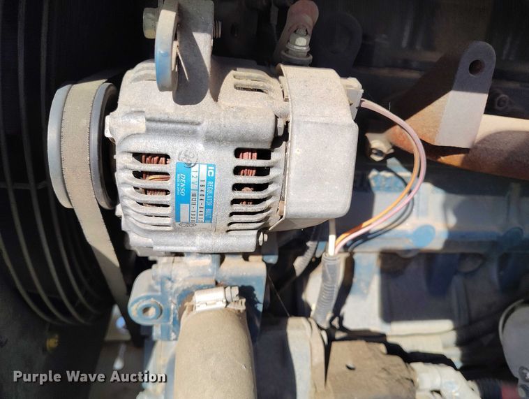 image for item YA1592 2013 Altec DC912A wood chipper