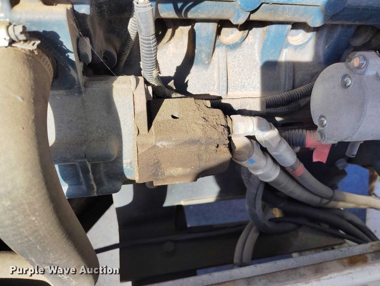 image for item YA1592 2013 Altec DC912A wood chipper