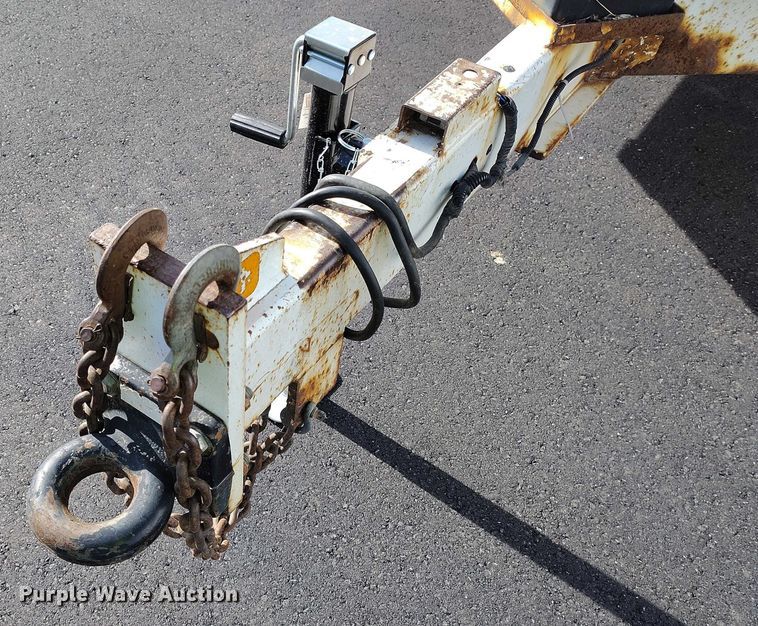 image for item YA1593 2008 Altec DC1217 wood chipper