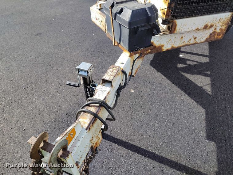 image for item YA1593 2008 Altec DC1217 wood chipper