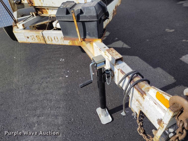 image for item YA1593 2008 Altec DC1217 wood chipper