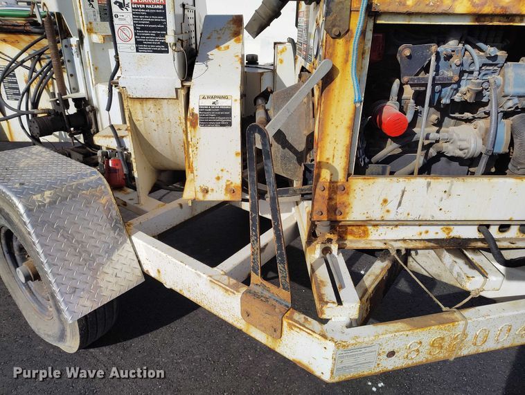 image for item YA1593 2008 Altec DC1217 wood chipper