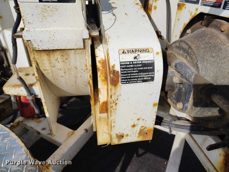 image for item YA1593 2008 Altec DC1217 wood chipper