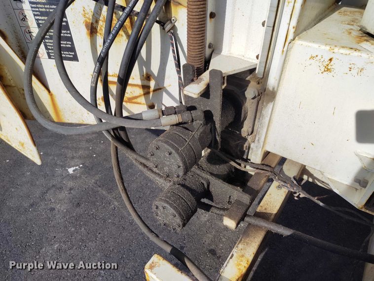 image for item YA1593 2008 Altec DC1217 wood chipper