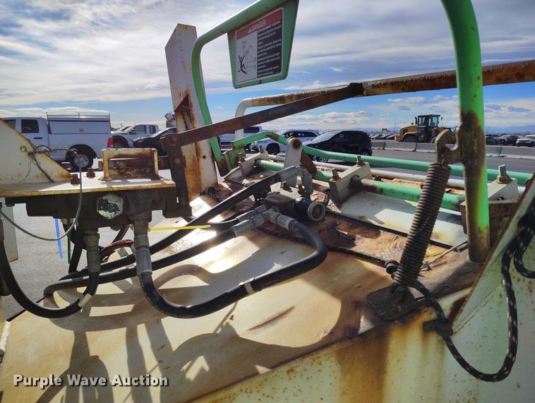 image for item YA1593 2008 Altec DC1217 wood chipper