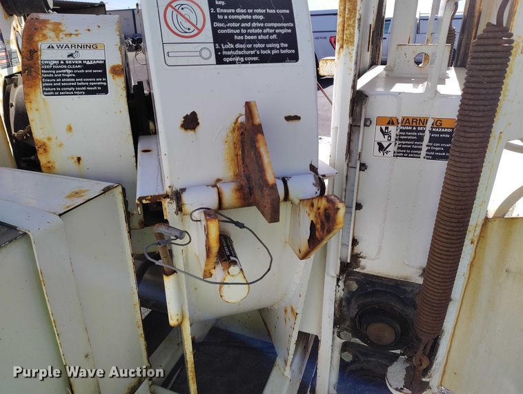 image for item YA1593 2008 Altec DC1217 wood chipper