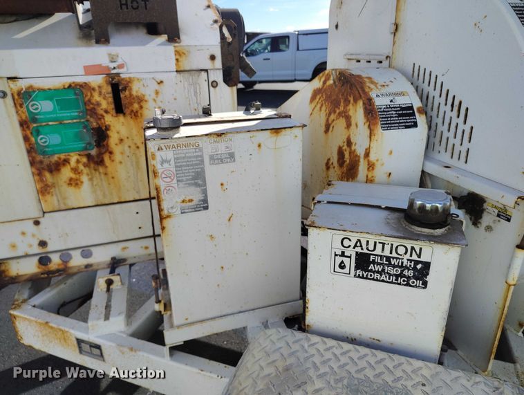 image for item YA1593 2008 Altec DC1217 wood chipper