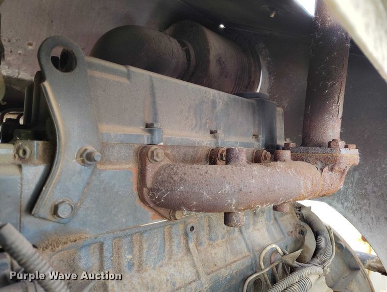 image for item YA1593 2008 Altec DC1217 wood chipper