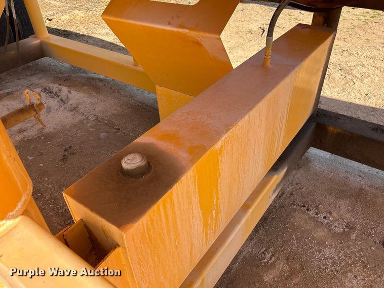 image for item DH8740 2001 Klein KPT-120 water tank