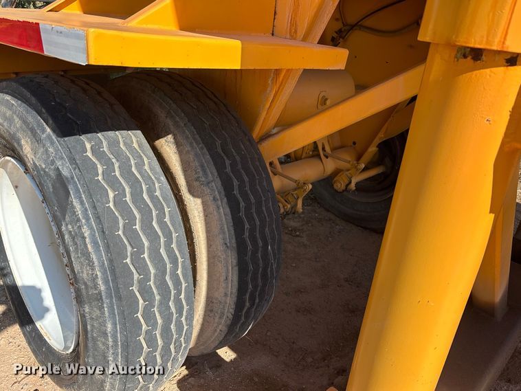 image for item DH8740 2001 Klein KPT-120 water tank