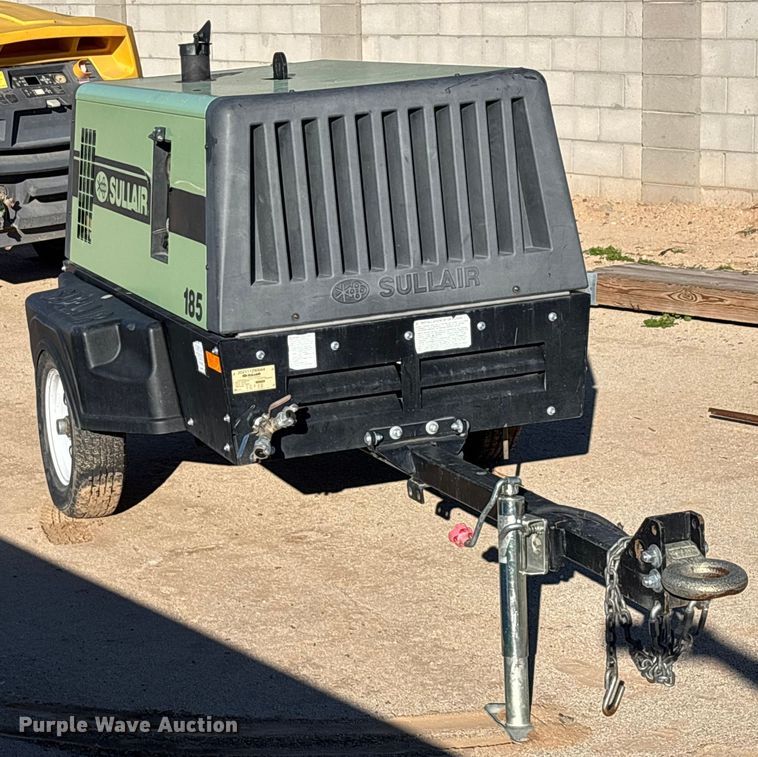 image for item DH8742 2021 Sullair 185F/DPQ/CA4 air compressor