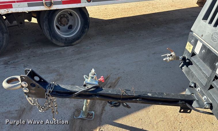 image for item DH8742 2021 Sullair 185F/DPQ/CA4 air compressor