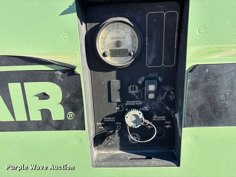 image for item DH8742 2021 Sullair 185F/DPQ/CA4 air compressor
