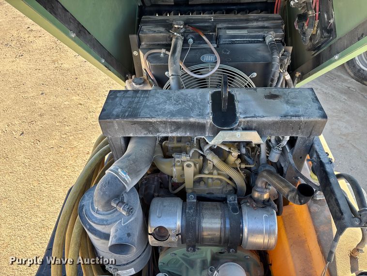 image for item DH8742 2021 Sullair 185F/DPQ/CA4 air compressor