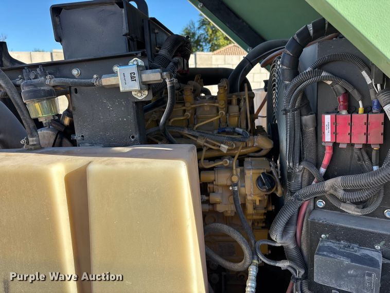 image for item DH8742 2021 Sullair 185F/DPQ/CA4 air compressor