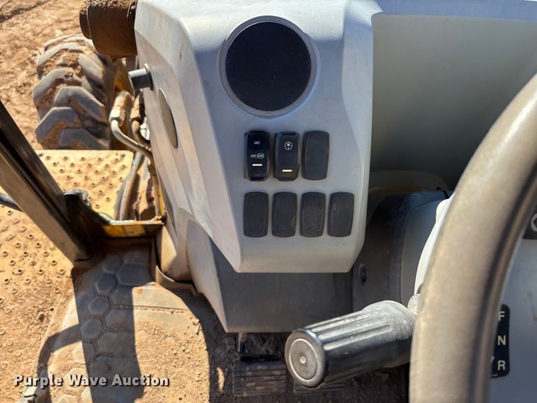 image for item DH8745 2019 Caterpillar 416F2 backhoe