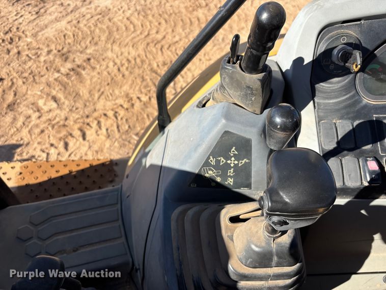 image for item DH8745 2019 Caterpillar 416F2 backhoe