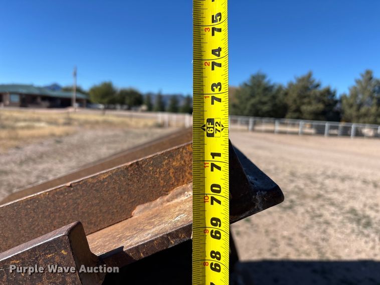 image for item DH8746 Rockland 1200 wheel loader bucket