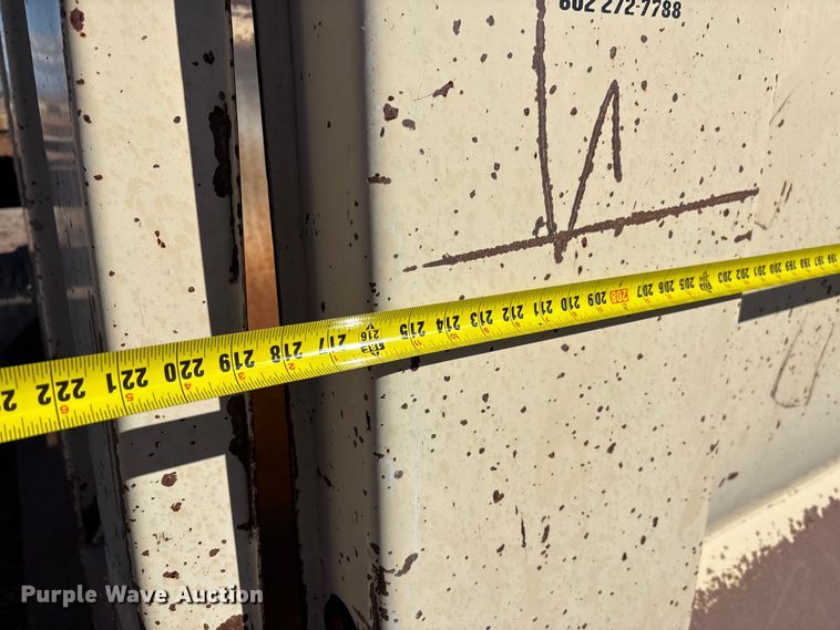 image for item DH8748 1989 K&H dump truck bed