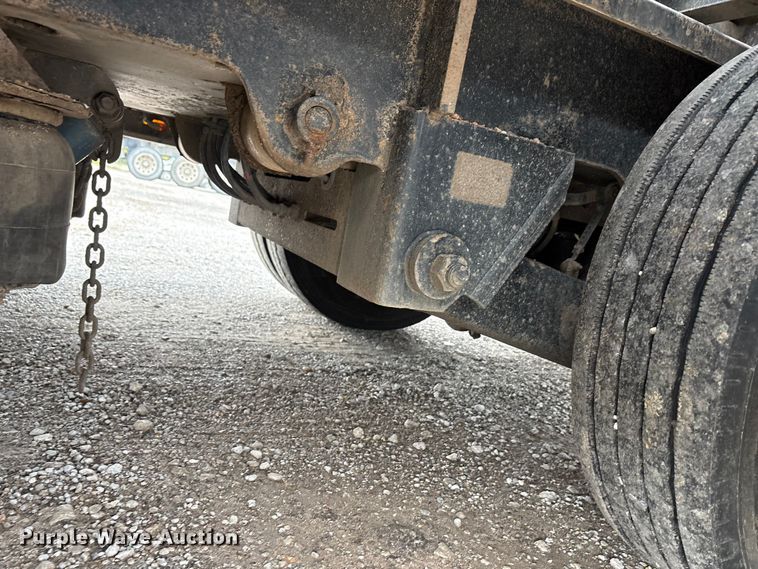 image for item DJ7918 2018 Trail king TA110SA drop tilt deck equipment trailer