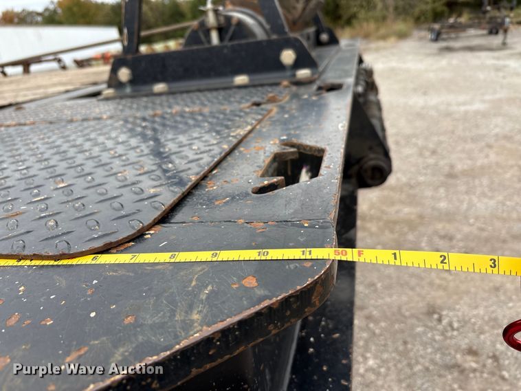 image for item DJ7918 2018 Trail king TA110SA drop tilt deck equipment trailer