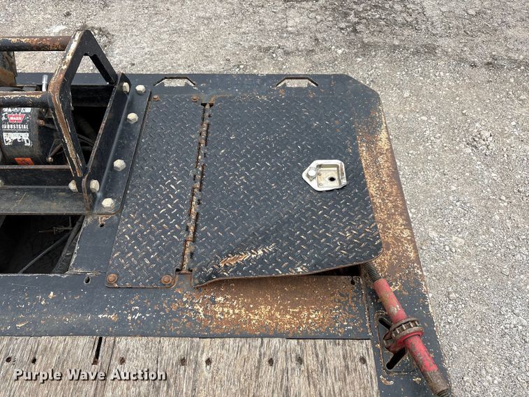 image for item DJ7918 2018 Trail king TA110SA drop tilt deck equipment trailer