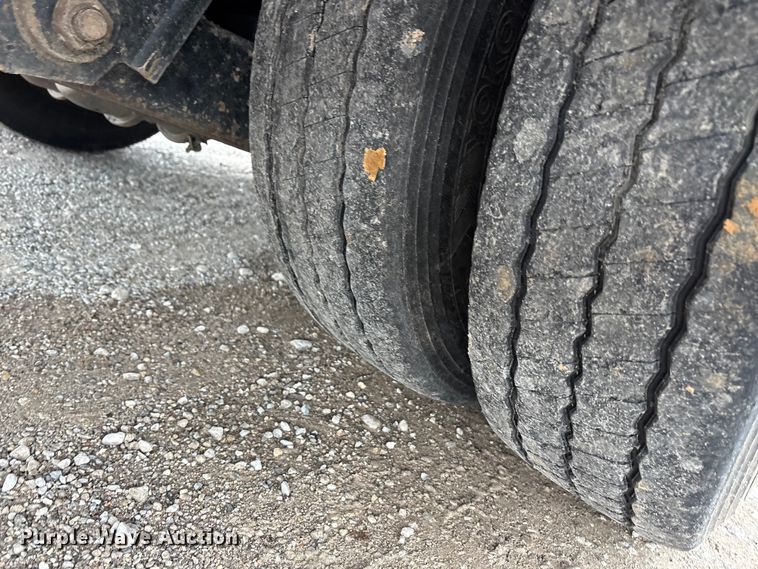 image for item DJ7918 2018 Trail king TA110SA drop tilt deck equipment trailer