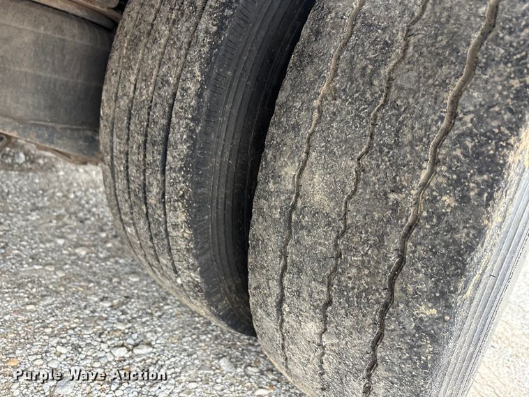 image for item DJ7918 2018 Trail king TA110SA drop tilt deck equipment trailer