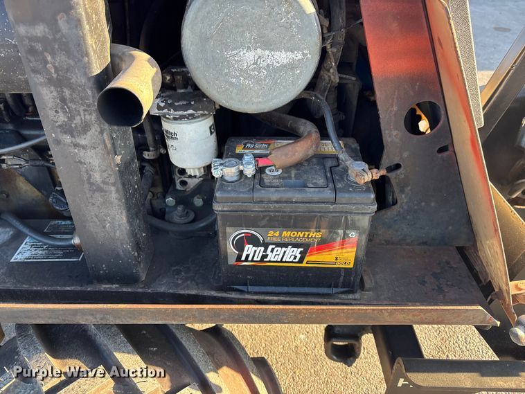 image for item DK0100 2000 Ditch Witch 410 SXD trencher