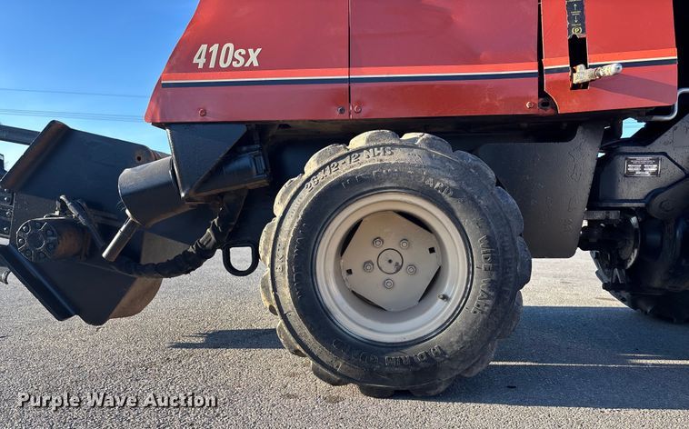 image for item DK0100 2000 Ditch Witch 410 SXD trencher