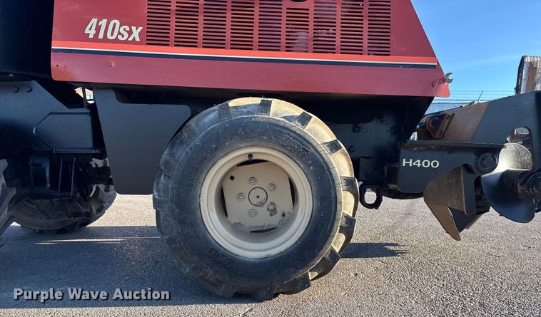 image for item DK0100 2000 Ditch Witch 410 SXD trencher