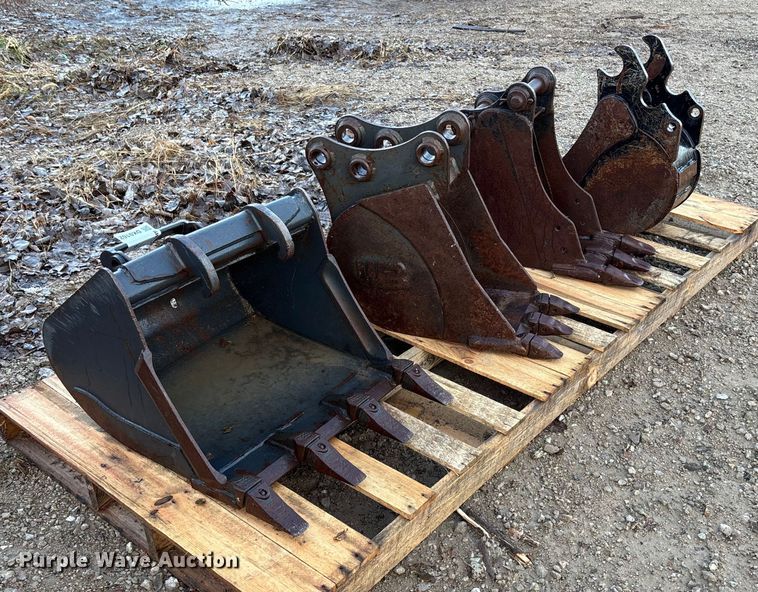 image for item DK0162 (4) excavator buckets