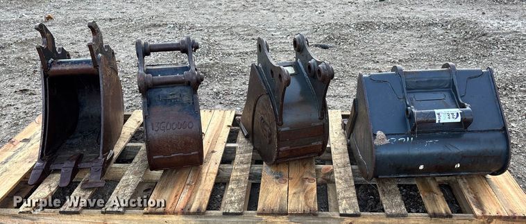 image for item DK0162 (4) excavator buckets