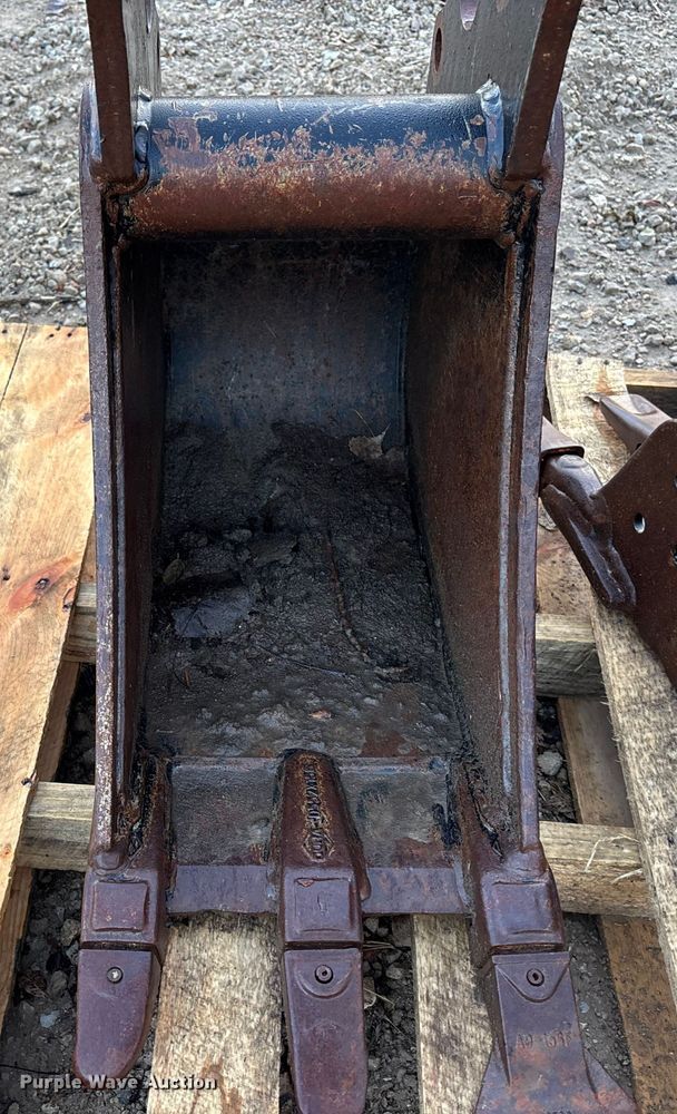 image for item DK0162 (4) excavator buckets