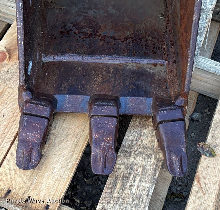 image for item DK0162 (4) excavator buckets