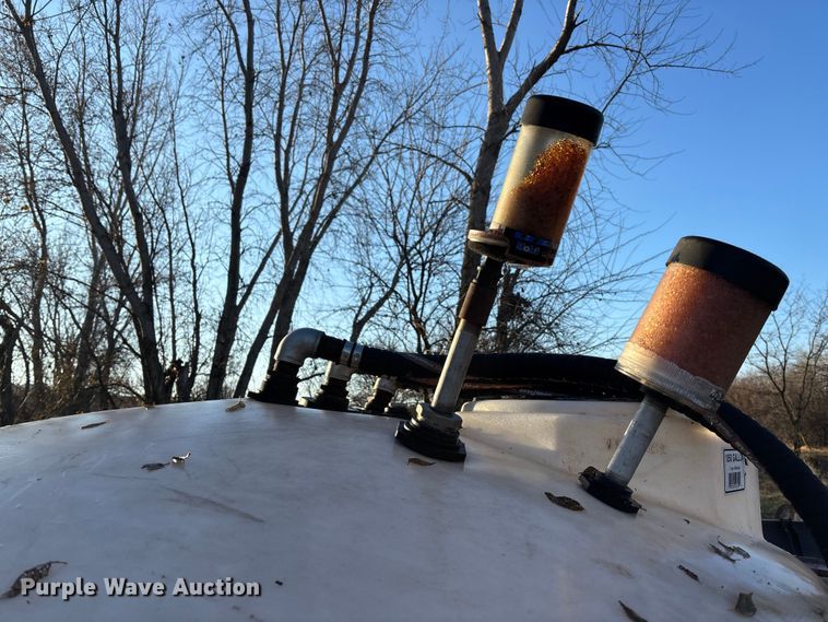 image for item DK0165 Poly tank