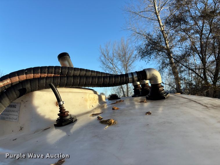 image for item DK0165 Poly tank