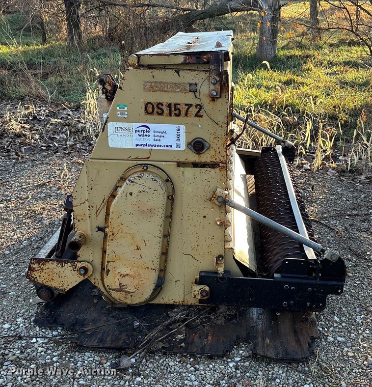 image for item DK0166 Land pride OS1572 seeder