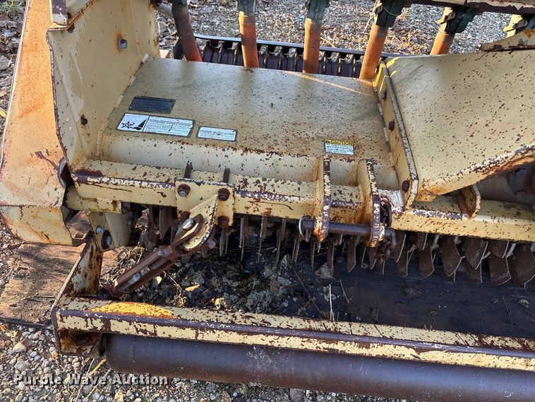 image for item DK0166 Land pride OS1572 seeder