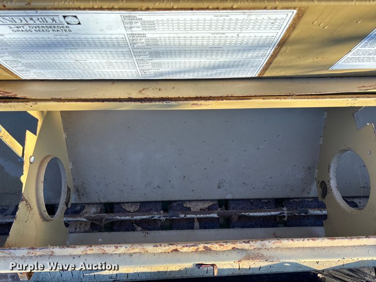 image for item DK0166 Land pride OS1572 seeder