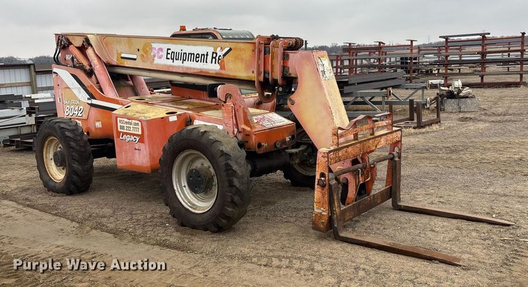 image for item DK0172 2004 Sky track 8042 telehandler