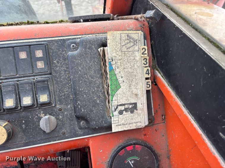 image for item DK0172 2004 Sky track 8042 telehandler