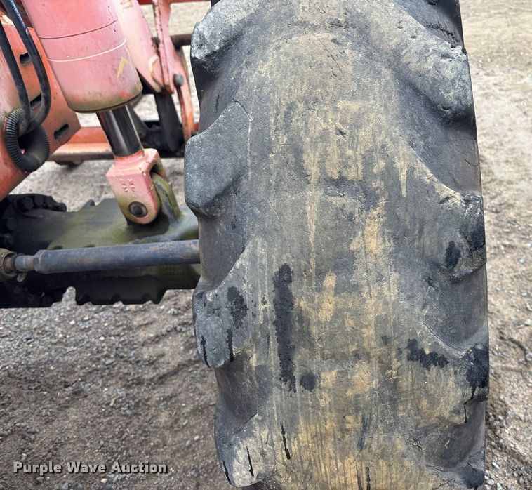 image for item DK0172 2004 Sky track 8042 telehandler