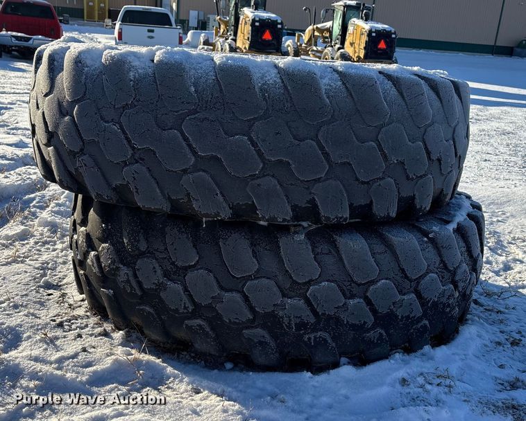 image for item DK0180 (8) 14R24 tires