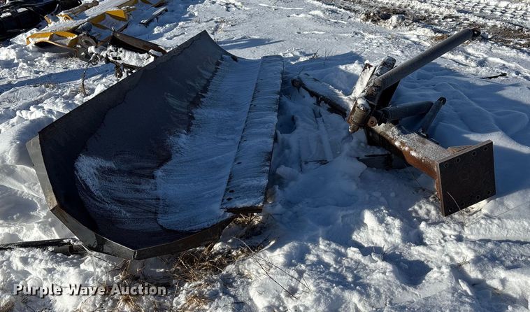 image for item DK0182 Henke wing plow