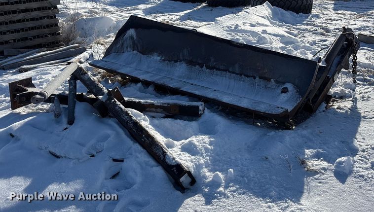 image for item DK0182 Henke wing plow